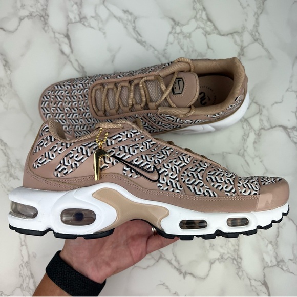 Nike Air Max Plus ✨ - Picture 4 of 15